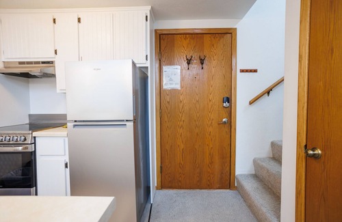 Ephraim Condominio | Ephraim Gem | Balcony Views + Walk to Waterfront, Shops & Dining