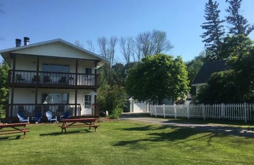 Ephraim Hotel | Ephraim Village Cottages