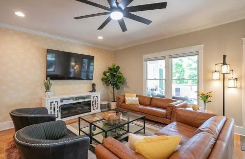 Inglewood Casa | Epic Deck 4 Miles to DWNTN Arcade Games & More