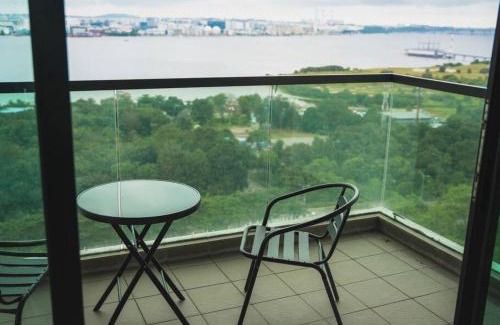 Bandar Baru Permas Jaya Apartamento | Epic Marina View Puteri Harbour 3BR by Unique Home