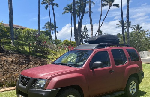 Kahului Condominio | Epic Maui Camping - Affordable Adventure in Paradise SUV + gear