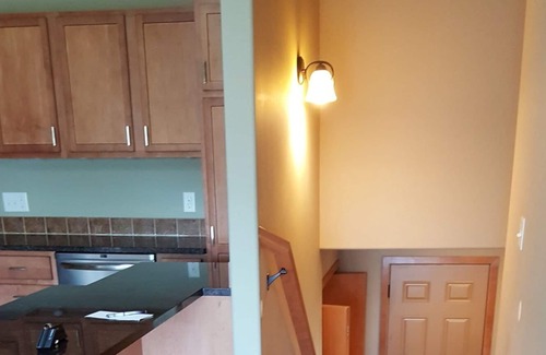 Verona Casa | Épica en los escalones de tu puerta ... Soleado, Amplio, cómodo !!!