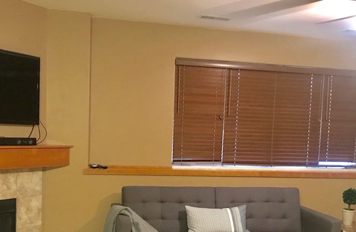 Verona Casa | Épica en los escalones de tu puerta ... Soleado, Amplio, cómodo !!!