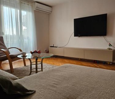 Loznica Apartamento | Epicentar apartment