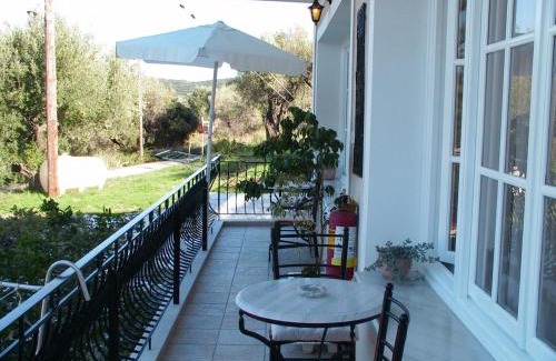 Vathy Apartamento | Epicharis Studios