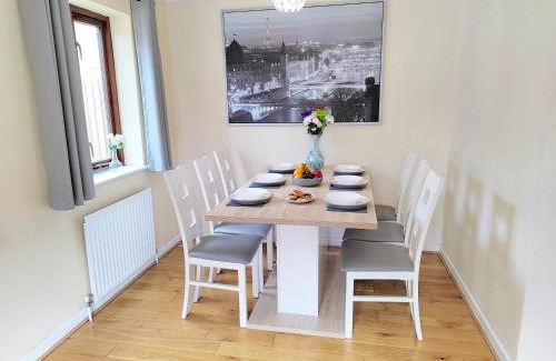 Cambridge Apartamento | Epicsa - Quiet Bungalow, 3 Bedroom with Parking & Garden