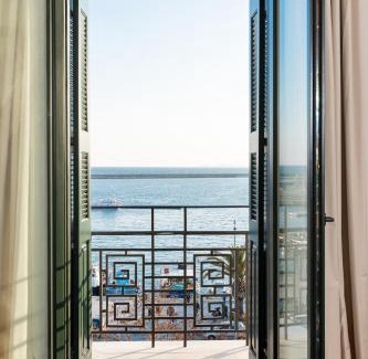 Kavala Hotel | EPICURE SUITES