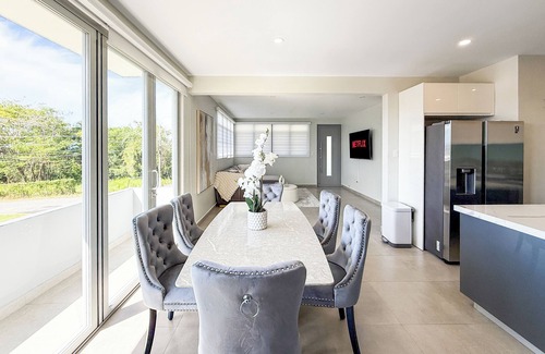 Miradero Casa | EpicView Casita - King Bed & Queen Bed - AC - High Speed WiFi - 65" Smart TV