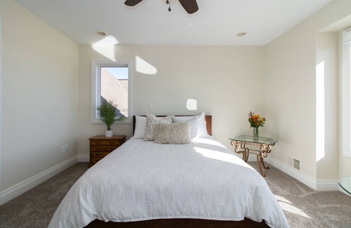 Lane Otro | Epiphany Farms Estate Farmhouse Private Junior Suite