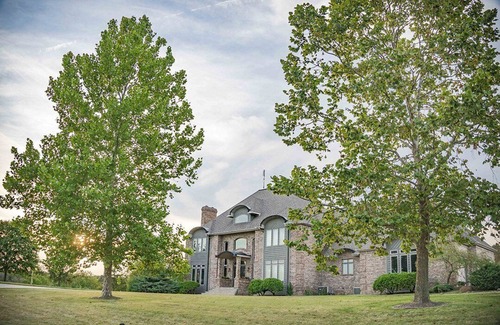 Lane Otro | Epiphany Farms Estate Farmhouse Private Junior Suite