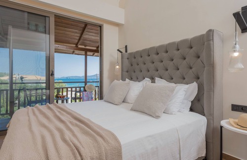 Limni Keri Casa | Eptanisos Beachfront Suites Zante