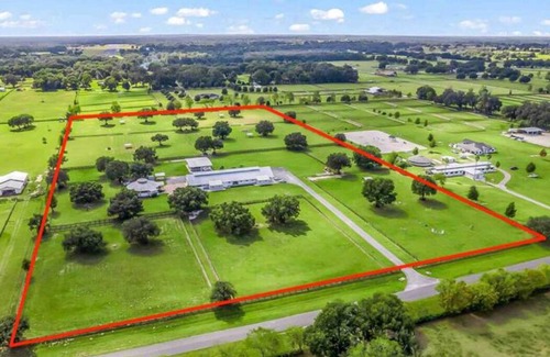Anthony Apartamento | Equestrian Center 2B Apartment. Pet Friendly! On 22 Peaceful Acres