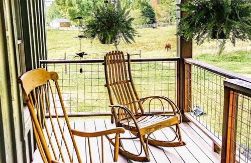 Epworth Cabina | Equestrian Escape Sum