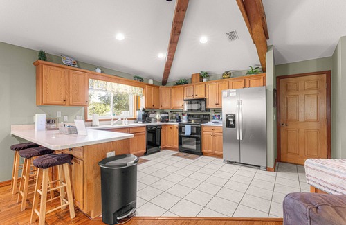 Ocala Casa | EQUESTRIAN THEMED HOME WITH PRIVATE POOL, CLOSE TO WEC AND FAST, PET FRIENDLY
