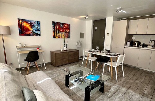 Apoquindo Apartamento | Equipado Estudio en Los Dominicos