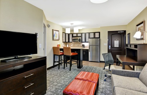 Mount Juliet Condominio | Suite Doble Equipada | Desayuno complementario, piscina al aire libre de temporada + gimnasio