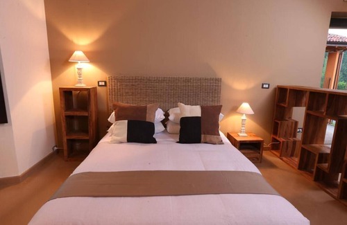 Cazzago Brabbia Hotel | Equirelais