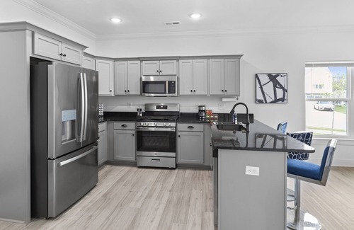 Jeffersonville Casa | Equus: Work Friendly & Near Downtown