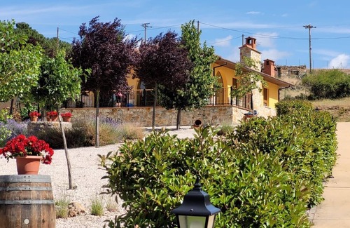 Hontoria del Pinar Cabaña | Casa Eras de la Cabizuela (alquiler íntegro) para 7 personasVuT-09/071