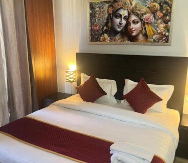 Vrindavan Hotel | Eraya Suites and Resorts - Near Prem Mandir Vrindavan
