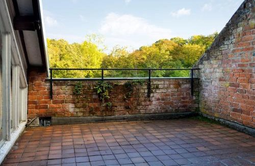 Overton-on-dee Casa | Erbistock Mill