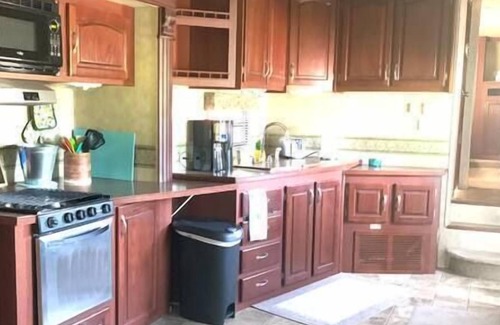 Brockport Casa | Erie Canal with boat ramp, on golf course
