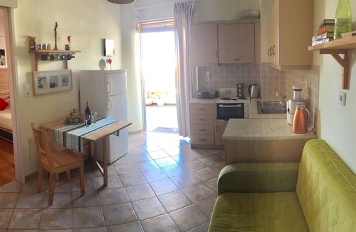 Rethymno Apartamento | Erieta sea View Apartment 50m From the Beach