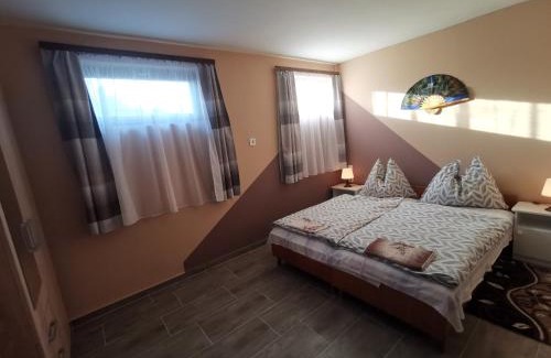 Balatonkeresztur Casa | Erika vendégház centrumban