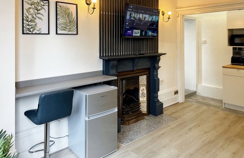 Waddon Apartamento | Erin Court Mansion -Suite 10