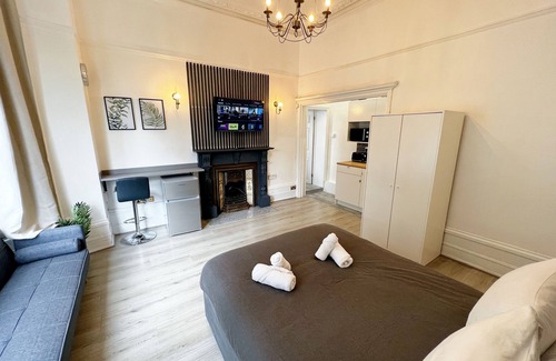 Waddon Apartamento | Erin Court Mansion -Suite 10