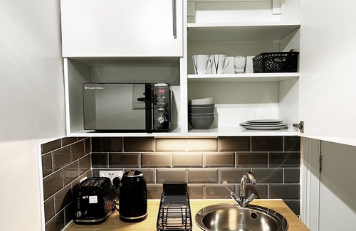 Waddon Apartamento | Erin Court Mansion -Suite 11