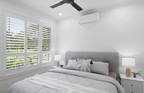 Erina Casa | Erina Valley Treehouse - 2 bedroom house situated amongst nature