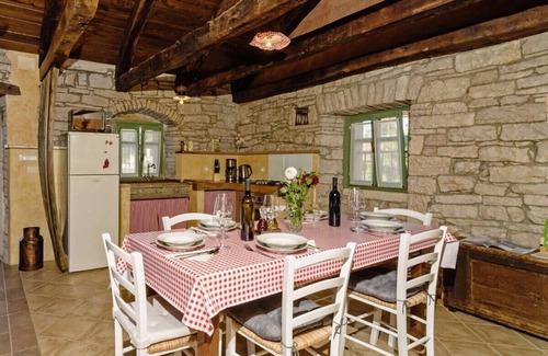Heki Casa | Erisa in Trošti (Haus für 6 Personen)