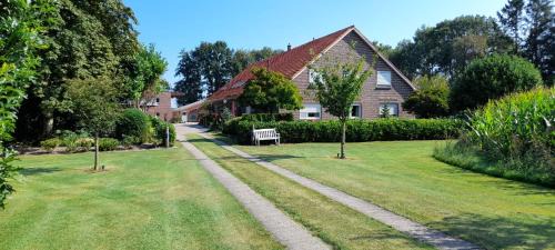 Reekenfeld Otro | Erlebnishof Reekenfeld Wohnmobilstellplatz