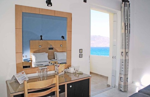 Kavros Hotel | Ermioni Hotel