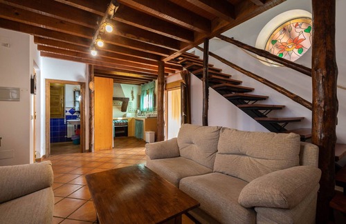 Pajares de la Lampreana Casa | CASA ERNESTO. JARDÍN CON PISCINA, PORCHE Y GARAJE.