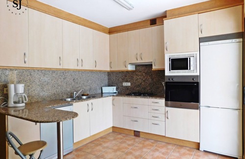Les Tres Cales Chalet De Esquí | Agradable villa con piscina (A)