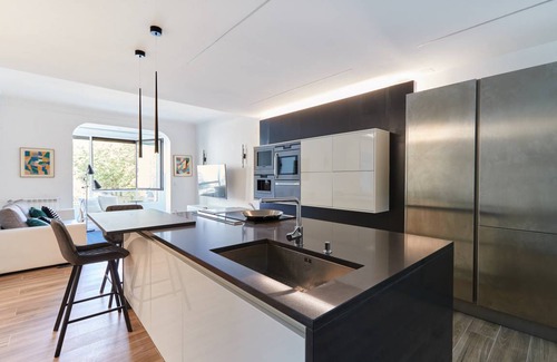 Segundo Ensanche Apartamento | 96 m² Apartamento ∙ 3 habitaciones ∙ 7 personas
