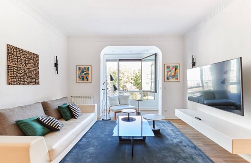 Segundo Ensanche Apartamento | 96 m² Apartamento ∙ 3 habitaciones ∙ 7 personas