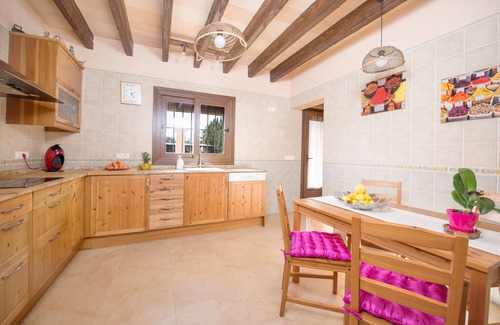 Sencelles Casa | ES MITJA DAVALL - Villa con jardín privado en Sencelles. WiFi Gratis