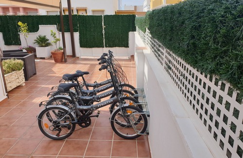 San Juan de los Terreros Chalet De Esquí | Chalet adosado a 5 minutos andando de la playa