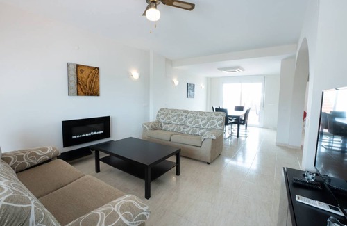 Urbanizacion La Noria Casa | 136 m² Casa ∙ 3 habitaciones ∙ 6 personas
