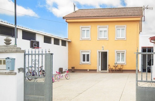Ardana Casa | AG Casa Belenda con jardín 11pax, Santiago a 40km