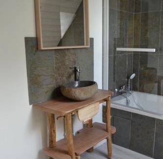 Saint-Epain Casa | Escale à Villeperdue chambre JÜRMALA
