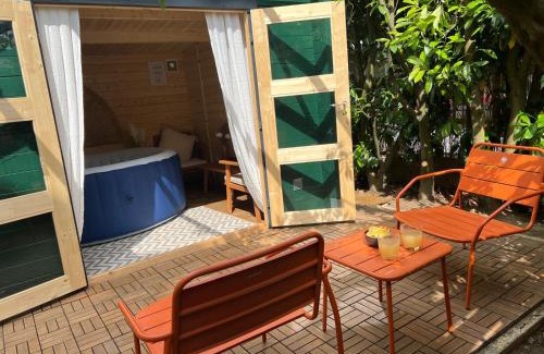 Saint-Martin Apartamento | Escale Cosy à Pontoise Jacuzzi et terrasse