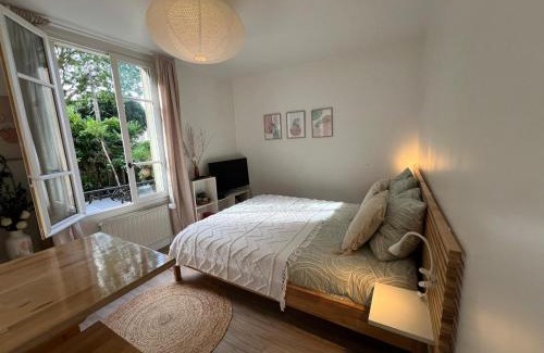 Saint-Martin Apartamento | Escale Cosy à Pontoise Jacuzzi et terrasse