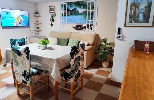 Oropesa del Mar Apartamento | Escapada en Pareja con Jardín Privado - 100 m del Mar