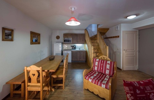 Abries Condominio | Escapade alpine | Piscine, sauna & vue montagne