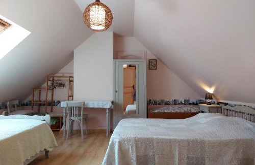 Mezieres-au-Perche Casa | Escapade en longère avec jardin au bord de l'Ozanne, Dangeau, 6 pers. - FR-1-581-25