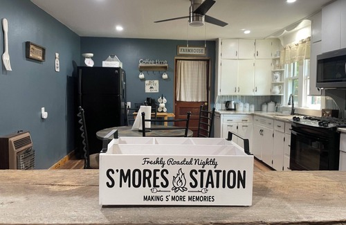 Amity Otro | Escape and enjoy a peaceful stay beneath the stars. The s'mores are on us!